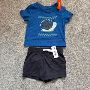 Joe Fresh baby tshirt & shorts set NEW 0-3 months snail